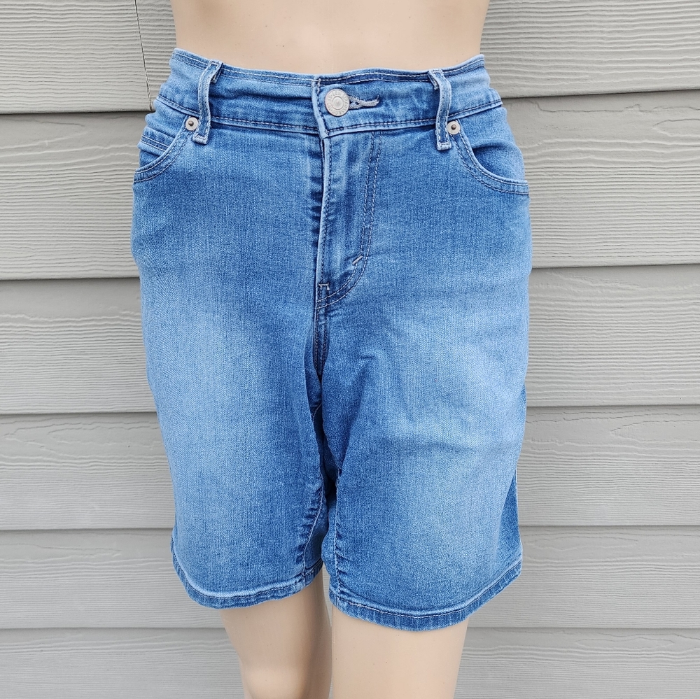 LEVI'S | Bermuda Jean Shorts